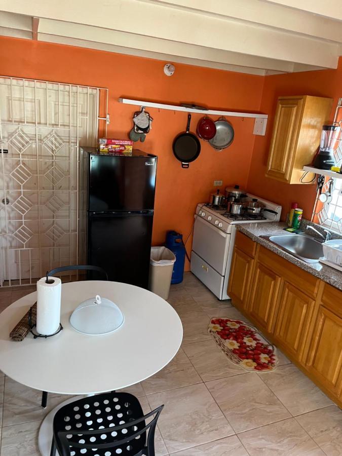 Cool Breeze Mobay Apartment Montego Bay Exterior photo